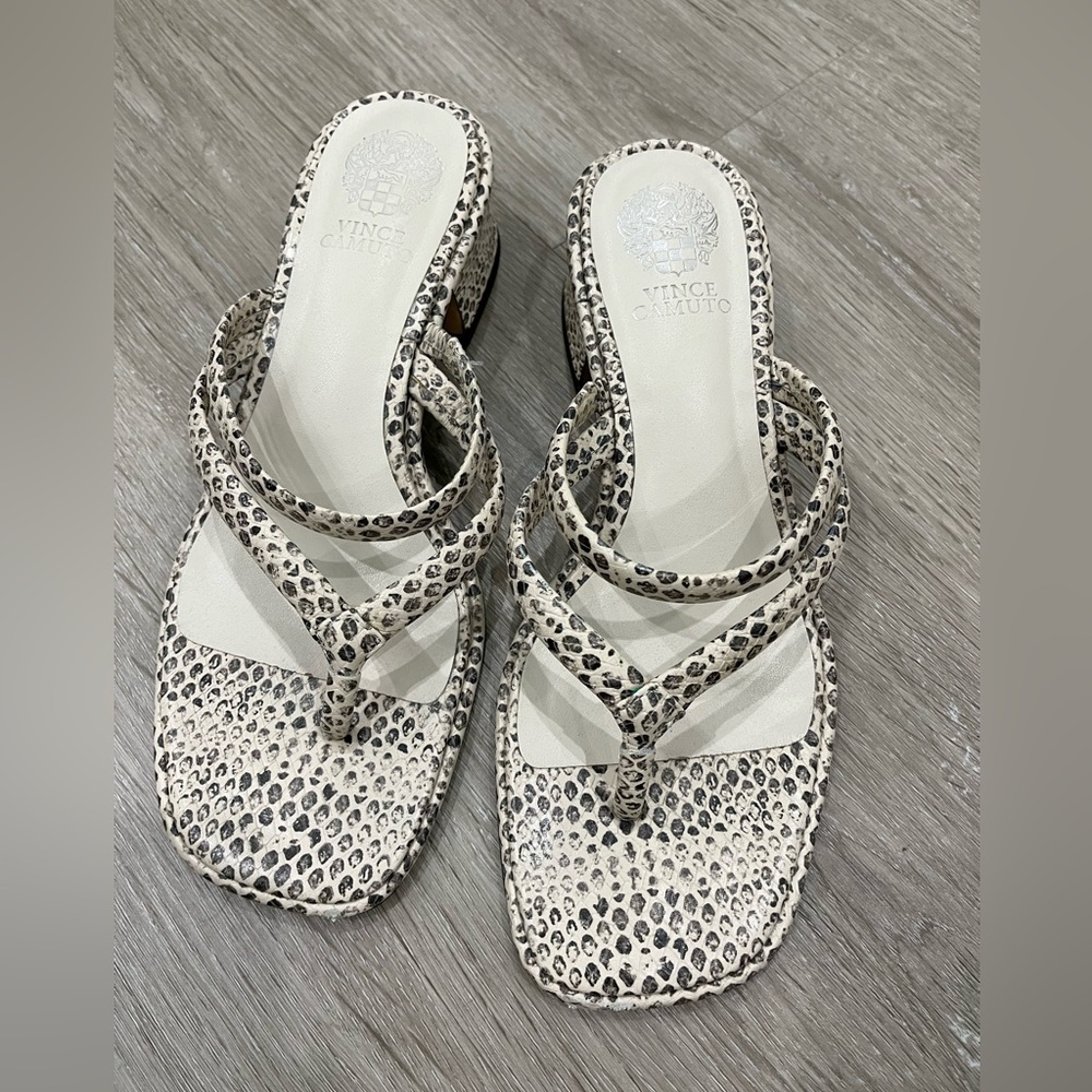 Vince Camuto Snake style print sandal